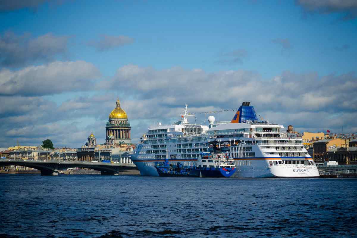 Kreuzfahrtschiff in der Ostsee